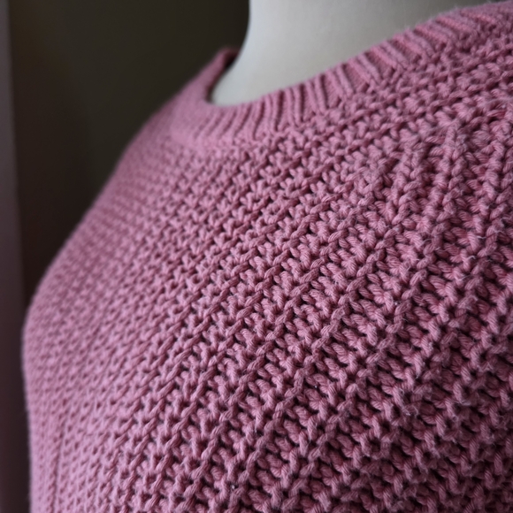 Banana Republic Coral Pink 100% Cotton Short Sleeve Sweater (Size L) - Picture 3 of 6